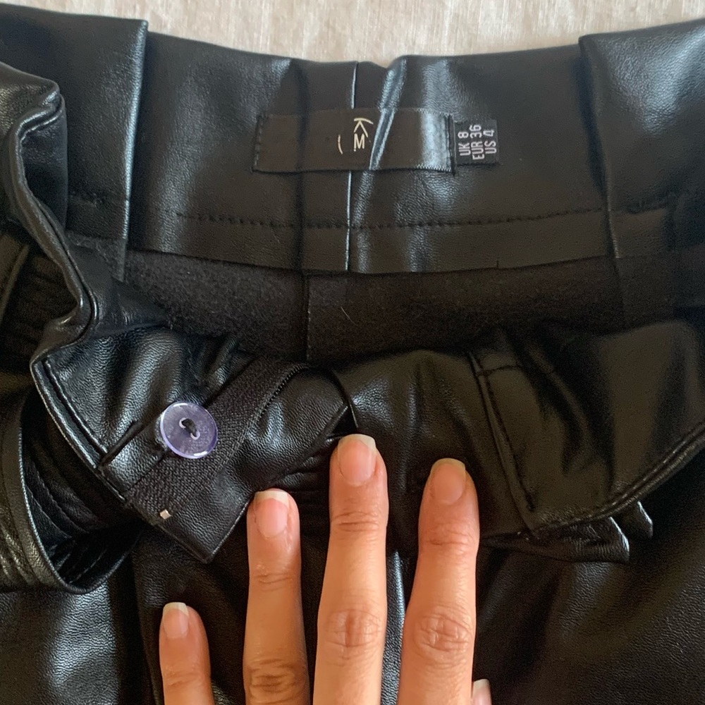 Faux leather paperbag trousers, sz 4
